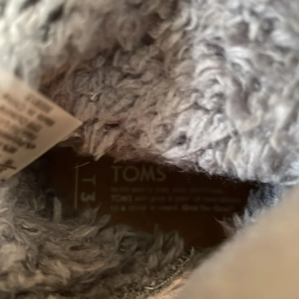 TOMS boots